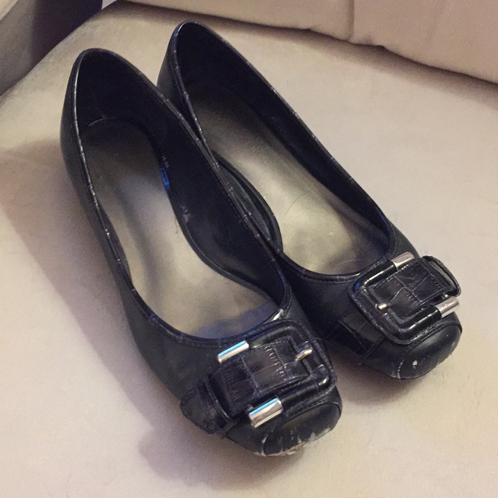 Bandolino Navy flats